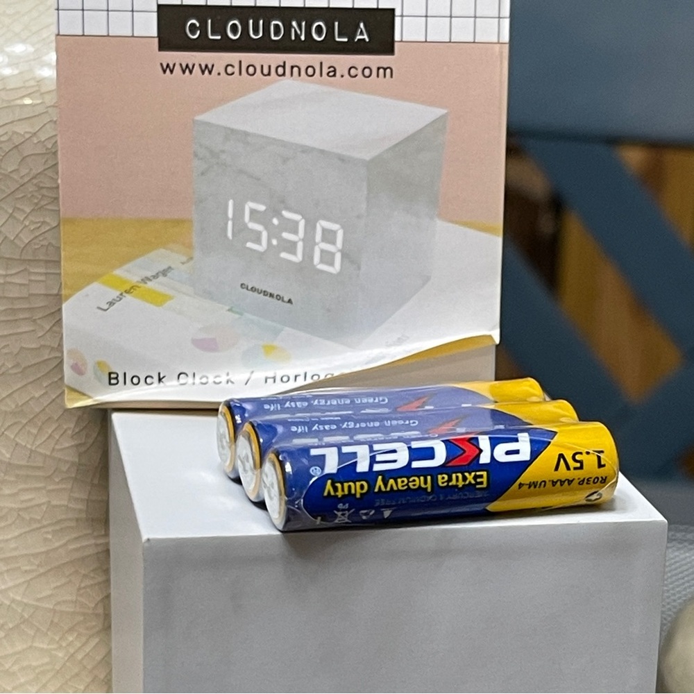 CLOUDNOLA Block Clock Marble - Picture 9 of 14